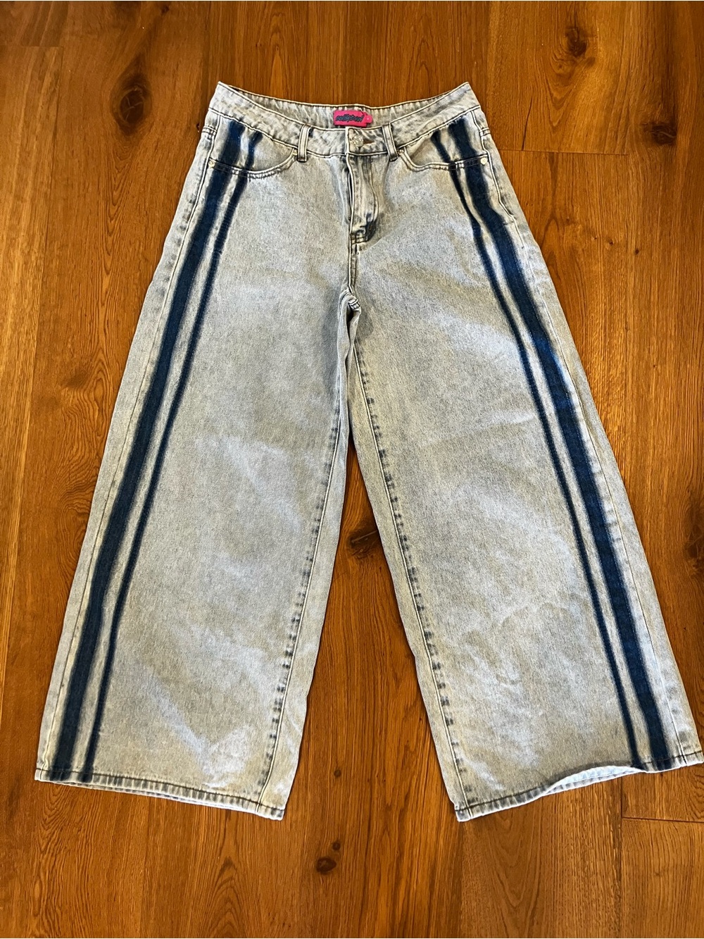 EDIKTED Side Stripe Washed Low Rise Jeans, S
